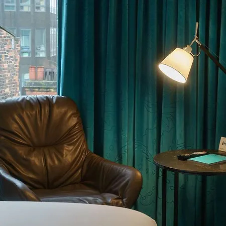 One Amsterdam-waterloop Hotel Amsterdam